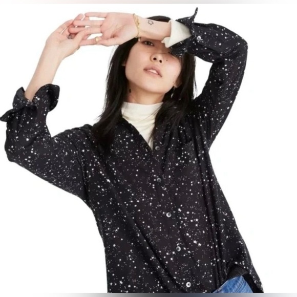 Madewell Tops - Madewell Oversized Ex-Boyfriend Button Down